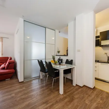 Apartman Amigo Apartment