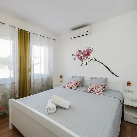 Apartment Apartman Amigo